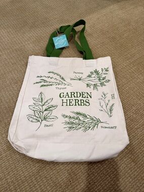 NWT! Garden Herbs Canvas Tote Bag with Green Handles